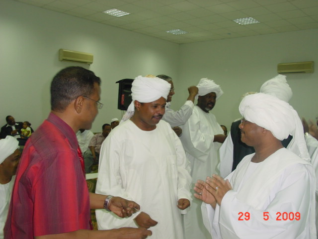 DSC00056.JPG Hosting at Sudaneseonline.com