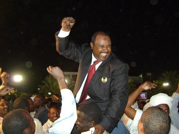 DSC04744.JPG Hosting at Sudaneseonline.com