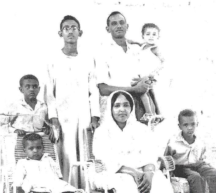 famphoto1966.JPG Hosting at Sudaneseonline.com