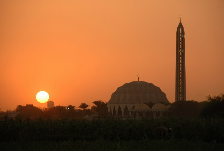 lnelaeenmosque.jpg Hosting at Sudaneseonline.com