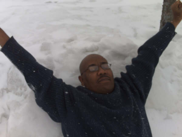 samlayinthesnow.jpg Hosting at Sudaneseonline.com