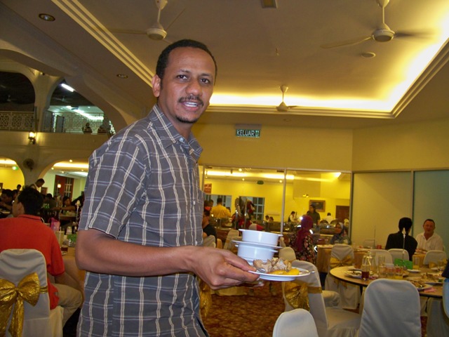 100_2.JPG Hosting at Sudaneseonline.com