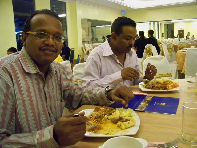 100_4699.JPG Hosting at Sudaneseonline.com