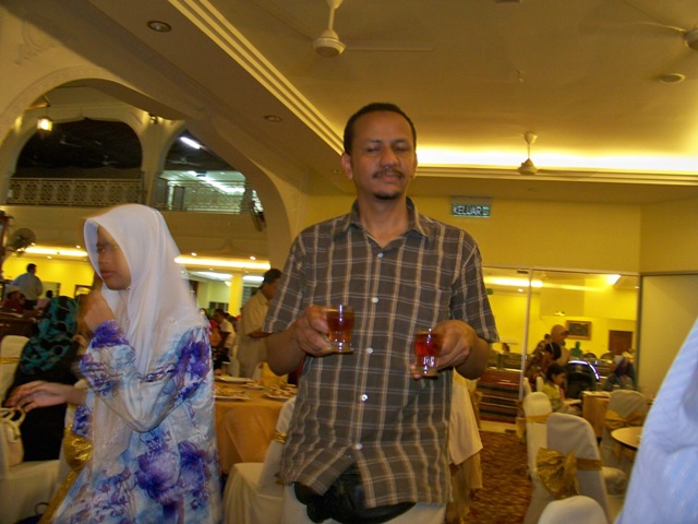 100_4719.JPG Hosting at Sudaneseonline.com