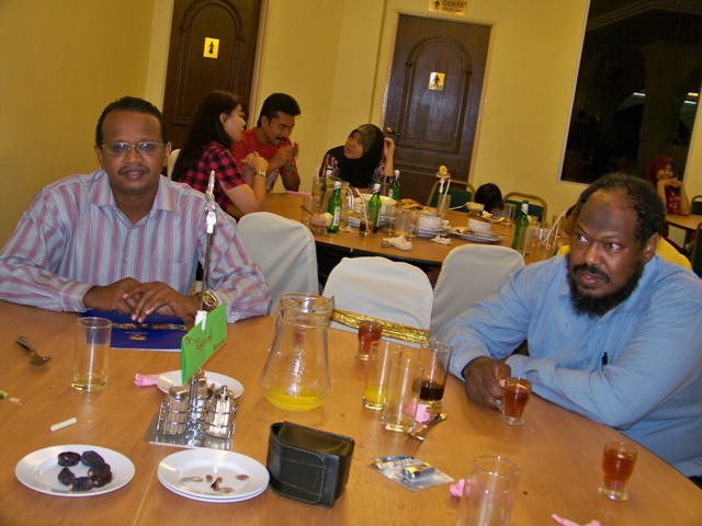 100_4725.JPG Hosting at Sudaneseonline.com