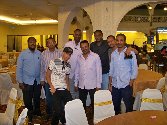 100_4886.JPG Hosting at Sudaneseonline.com