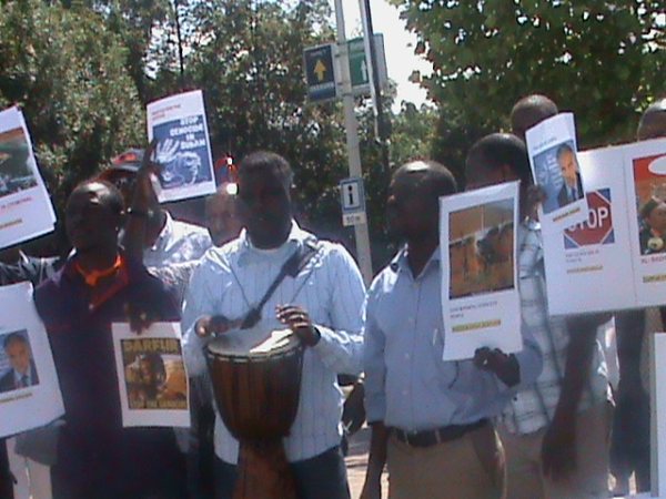 DSC00039.JPG Hosting at Sudaneseonline.com