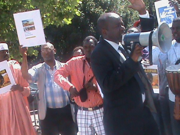 DSC00040.JPG Hosting at Sudaneseonline.com