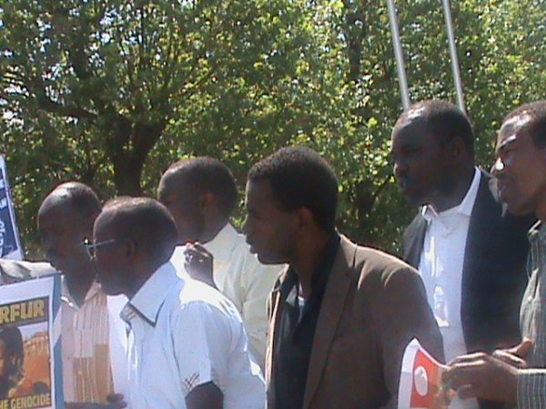 DSC00044.JPG Hosting at Sudaneseonline.com