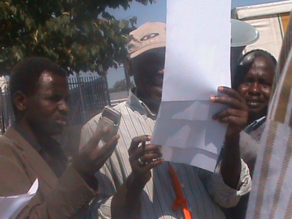 DSC00064.JPG Hosting at Sudaneseonline.com