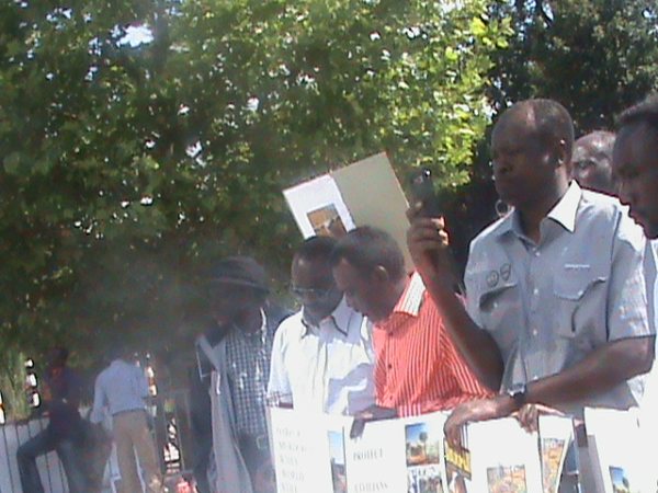 DSC00068.JPG Hosting at Sudaneseonline.com