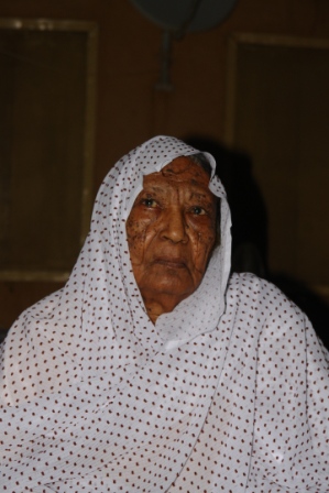 DSC01177.JPG Hosting at Sudaneseonline.com