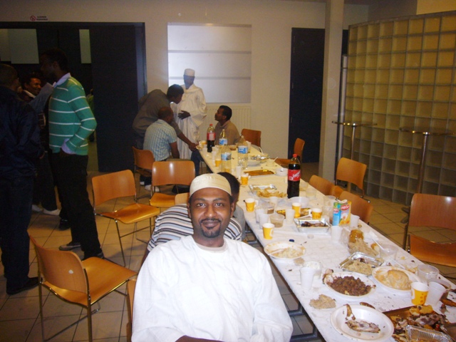 P1050009.JPG Hosting at Sudaneseonline.com