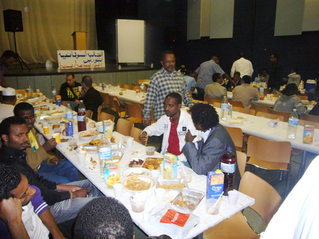 P1050011.JPG Hosting at Sudaneseonline.com