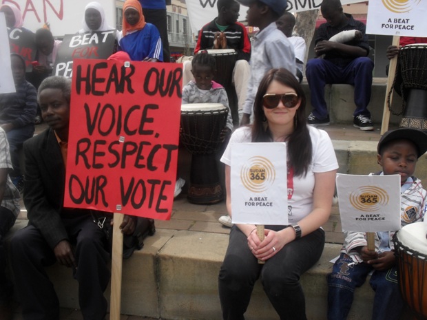 darfourrallysudan113sudan.JPG Hosting at Sudaneseonline.com