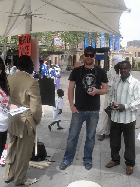 darfourrallysudan17sudan.JPG Hosting at Sudaneseonline.com