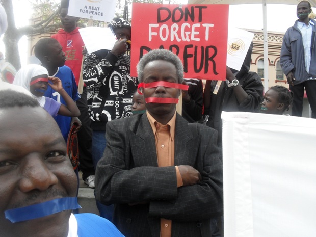 darfourrallysudan51sudan.JPG Hosting at Sudaneseonline.com