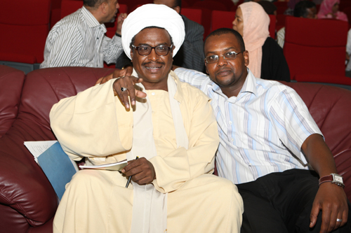 0Y8F8315.JPG Hosting at Sudaneseonline.com