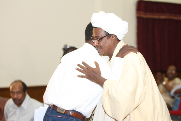 0Y8F8336.JPG Hosting at Sudaneseonline.com