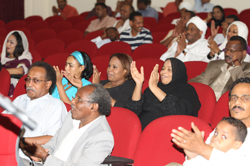 0Y8F8353.JPG Hosting at Sudaneseonline.com