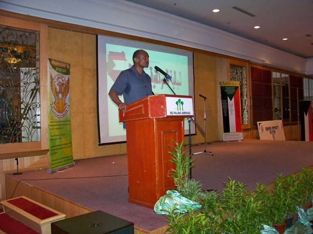 100_3051.JPG Hosting at Sudaneseonline.com