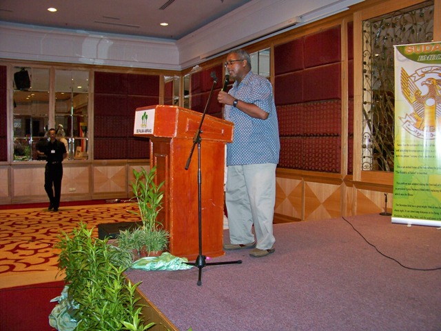 100_3137.JPG Hosting at Sudaneseonline.com