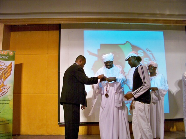 100_3237.JPG Hosting at Sudaneseonline.com