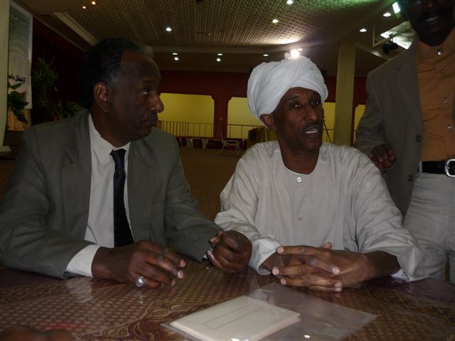 P1020291.JPG Hosting at Sudaneseonline.com