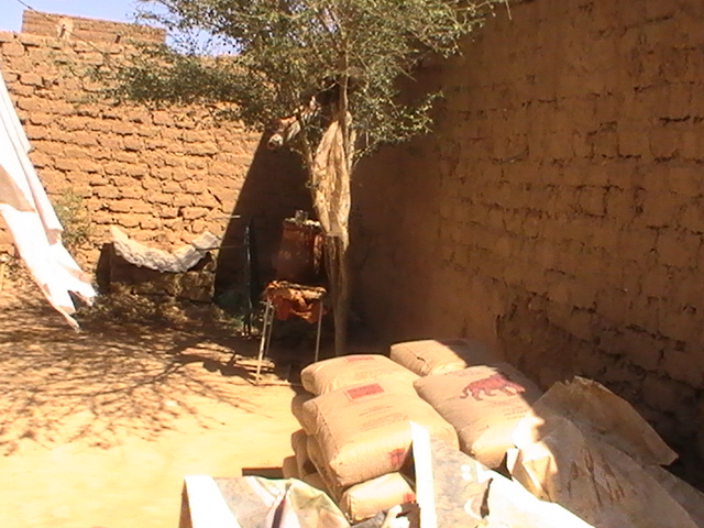 PIC_5020.JPG Hosting at Sudaneseonline.com