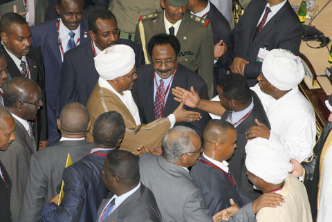 _MAD4310.JPG Hosting at Sudaneseonline.com