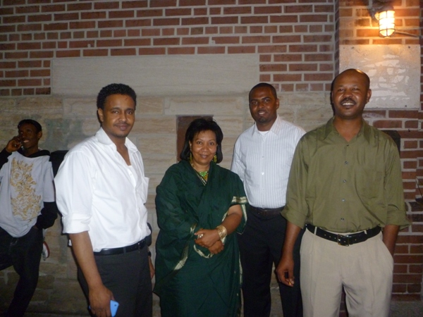 956.JPG Hosting at Sudaneseonline.com