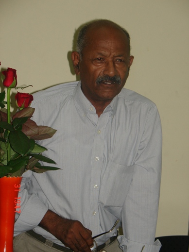 DSC01925.JPG Hosting at Sudaneseonline.com