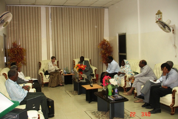 DSC02081.JPG Hosting at Sudaneseonline.com