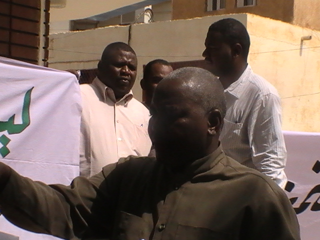 PIC_9243.JPG Hosting at Sudaneseonline.com