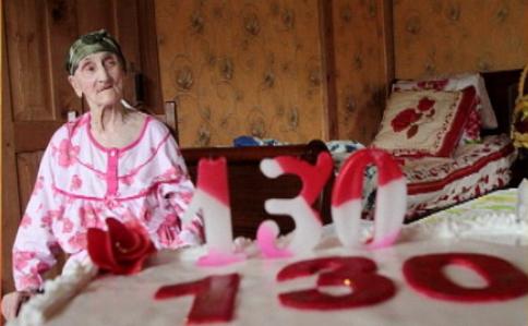 WOMAN130.JPG Hosting at Sudaneseonline.com