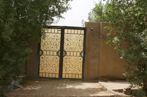 _MAD7007.JPG Hosting at Sudaneseonline.com