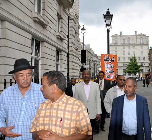 embacy-doctors.119-6-10026.JPG Hosting at Sudaneseonline.com