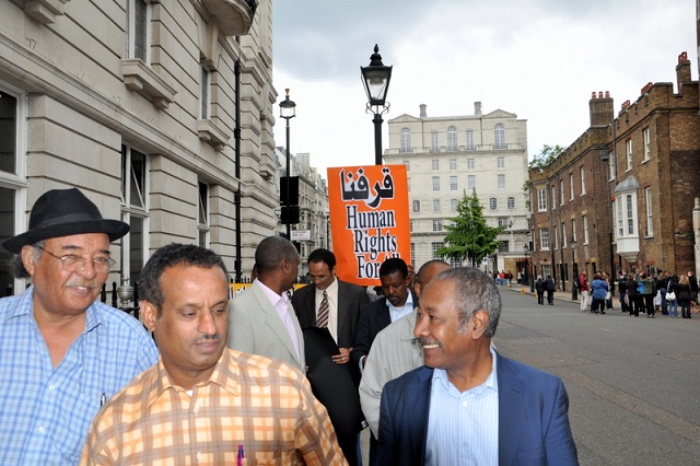 embacy-doctors.119-6-10027.JPG Hosting at Sudaneseonline.com