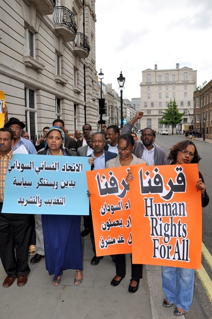 embacy-doctors.119-6-10046.JPG Hosting at Sudaneseonline.com