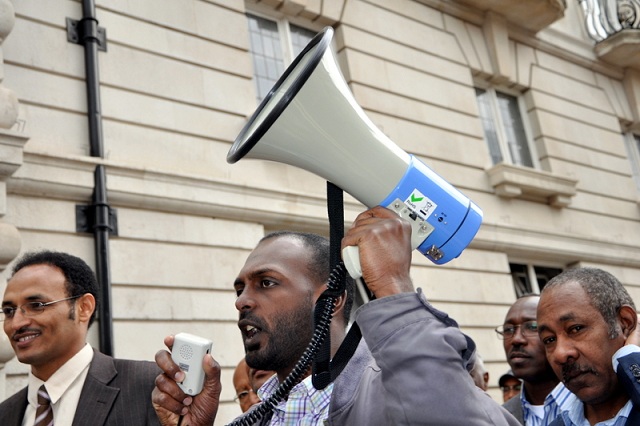 embacy-doctors.119-6-10065.JPG Hosting at Sudaneseonline.com