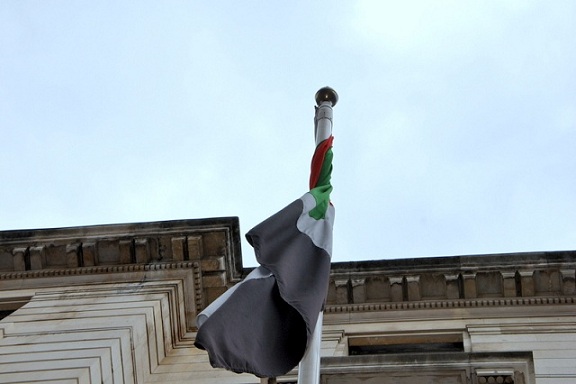 embacy-doctors.119-6-10067.JPG Hosting at Sudaneseonline.com