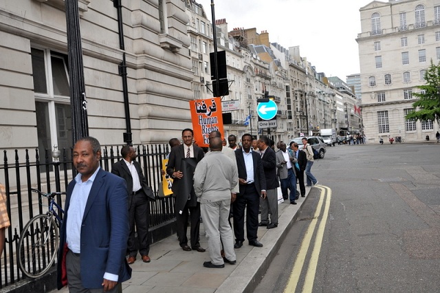 embacy-doctors2.JPG Hosting at Sudaneseonline.com