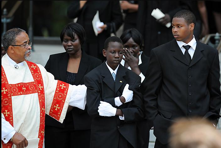 manute-nasr13.JPG Hosting at Sudaneseonline.com