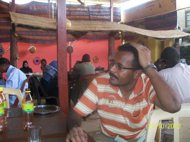 100_2547sudanSmallsudan.JPG Hosting at Sudaneseonline.com