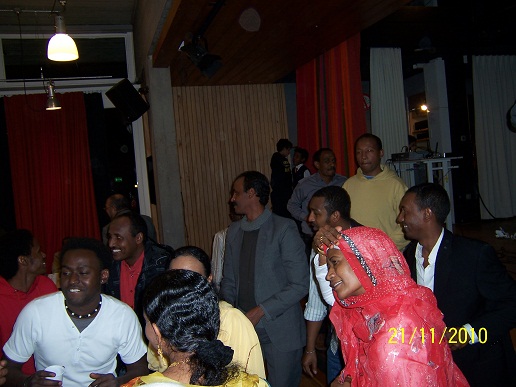 100_3224.JPG Hosting at Sudaneseonline.com