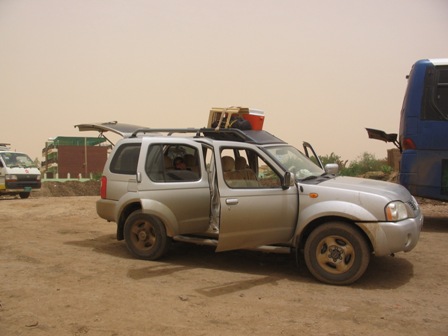 12.56.39-GUST-1267.JPG Hosting at Sudaneseonline.com