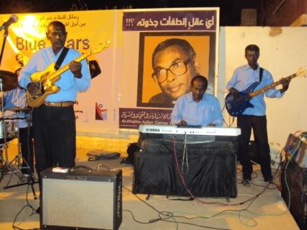 25.JPG Hosting at Sudaneseonline.com