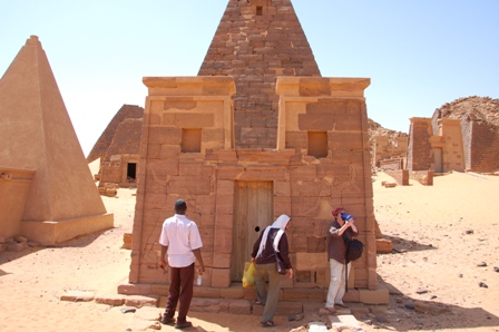 DSC_8346.JPG Hosting at Sudaneseonline.com