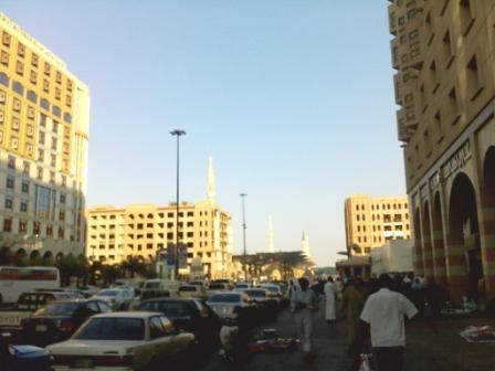 crowd.JPG Hosting at Sudaneseonline.com