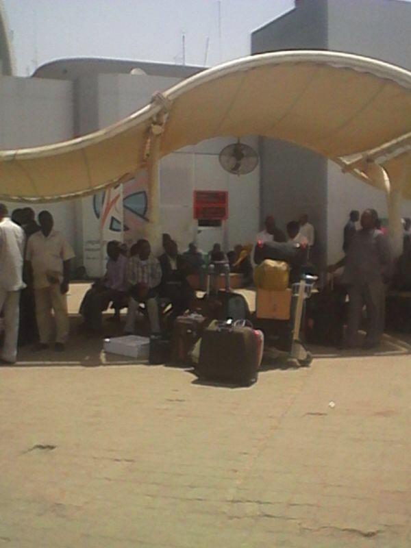 10002902_10201063932914549_675923569_n.jpg Hosting at Sudaneseonline.com